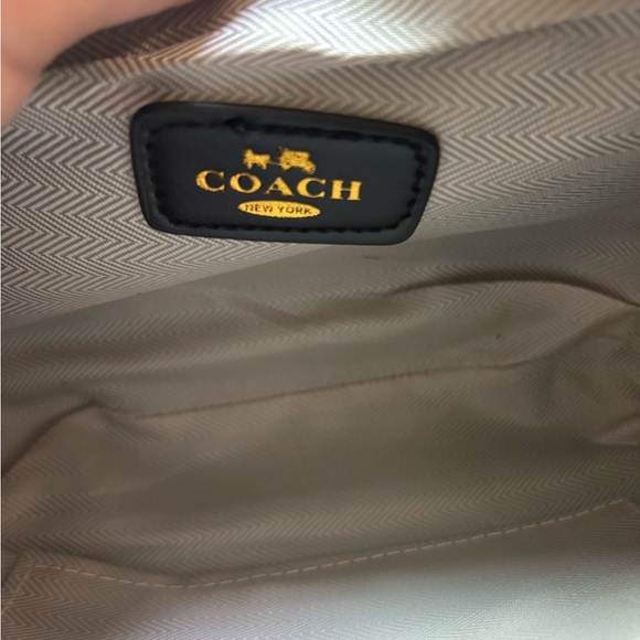 Black monogram bag with gold hardware - Picture 6 of 9